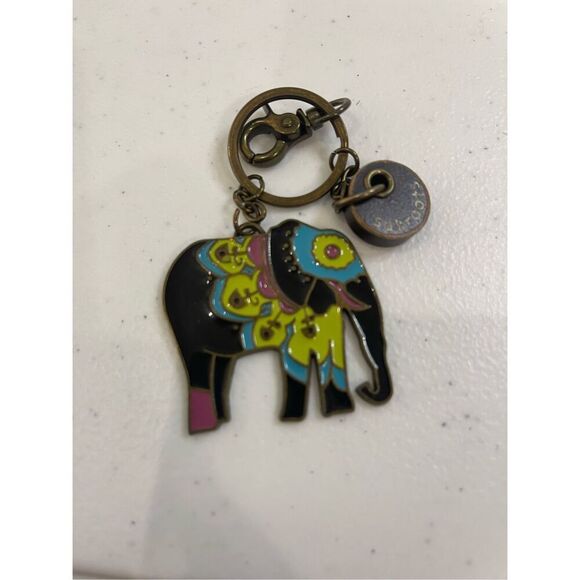 Sak Roots Elephant metal keychain - Picture 2 of 4